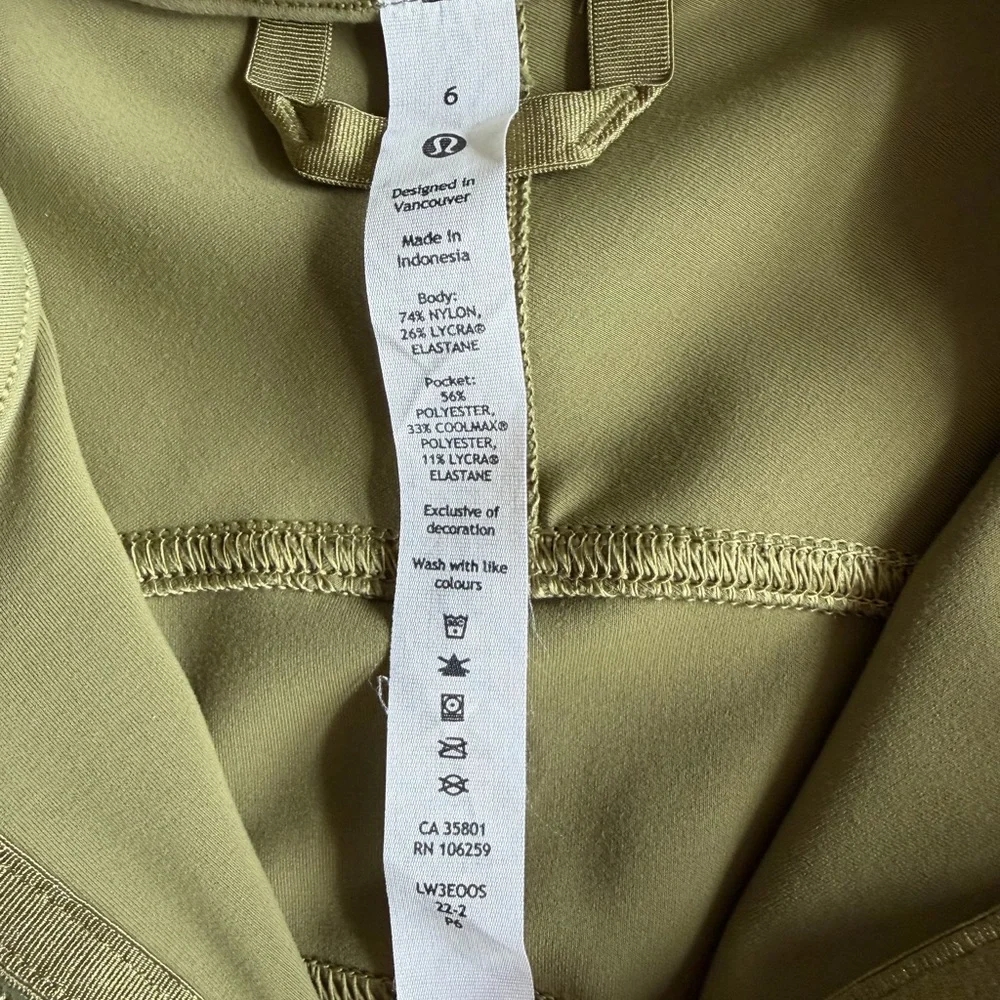 Lululemon InStill Jacket SmoothCover - Bronze Green - Size 6